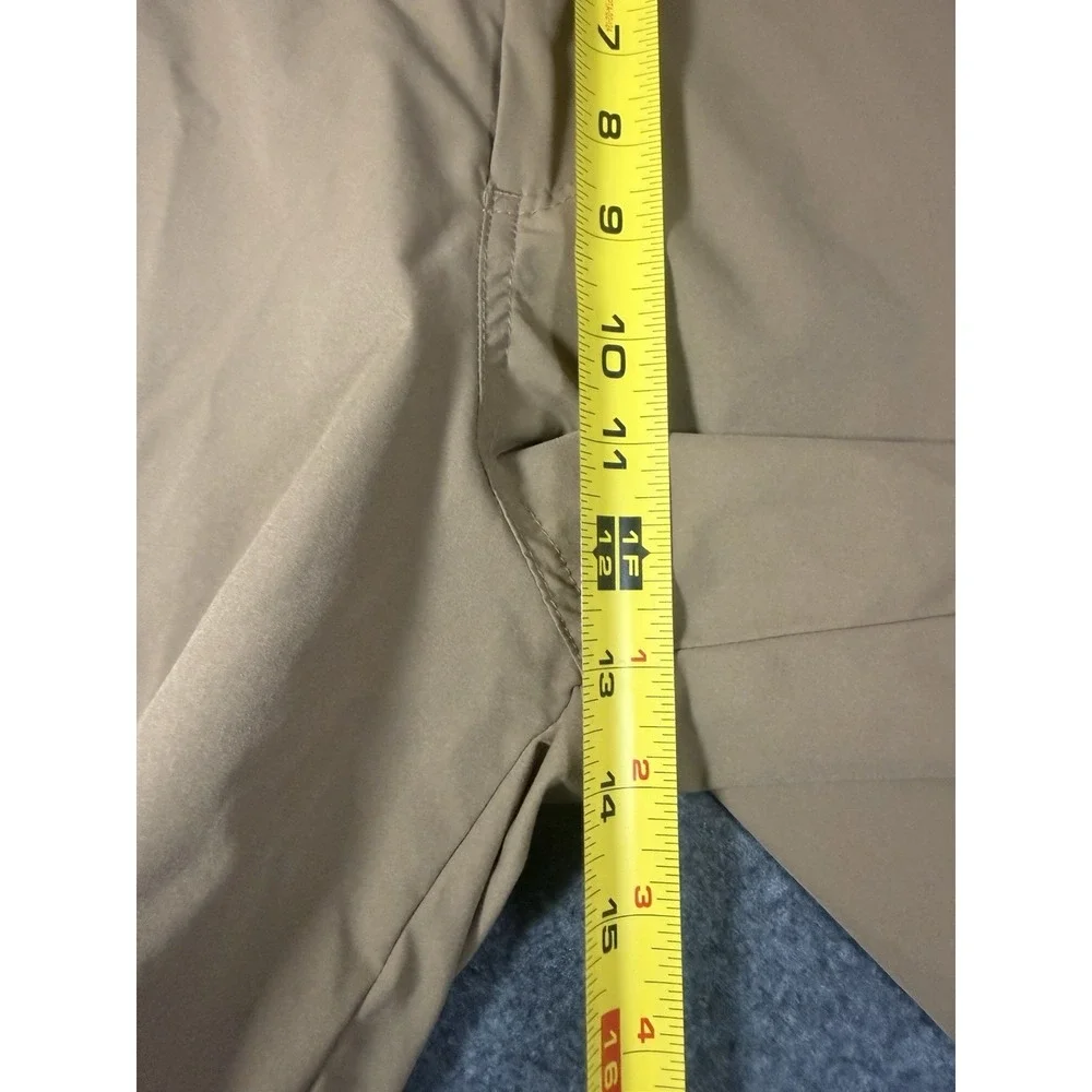 Orvis Men's Khaki Lightweight Performance Hiking Shorts Size 38